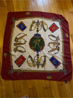 Luxurious Vintage Gherardini scarf